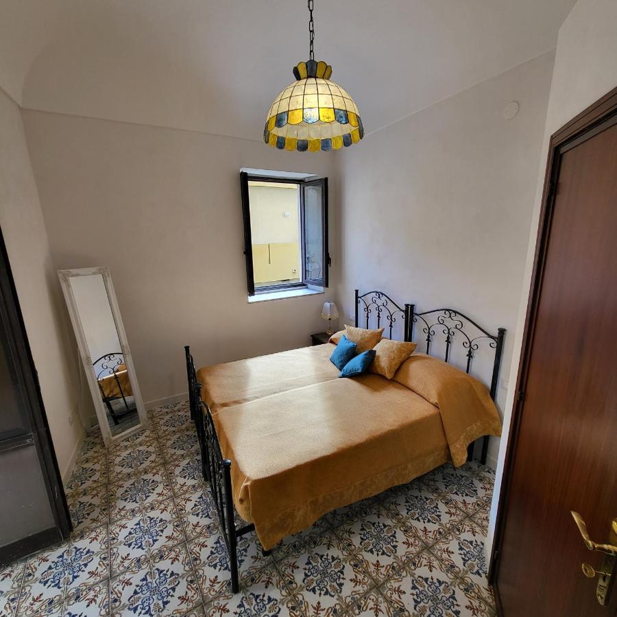 The Holiday House - Arricriati Trapani Exterior photo